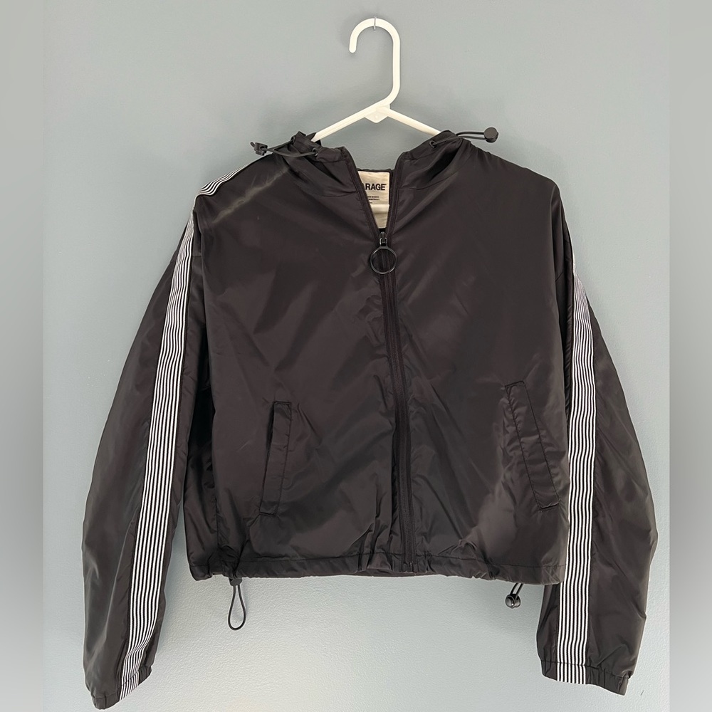 black light weight hooded jacket size small from garage